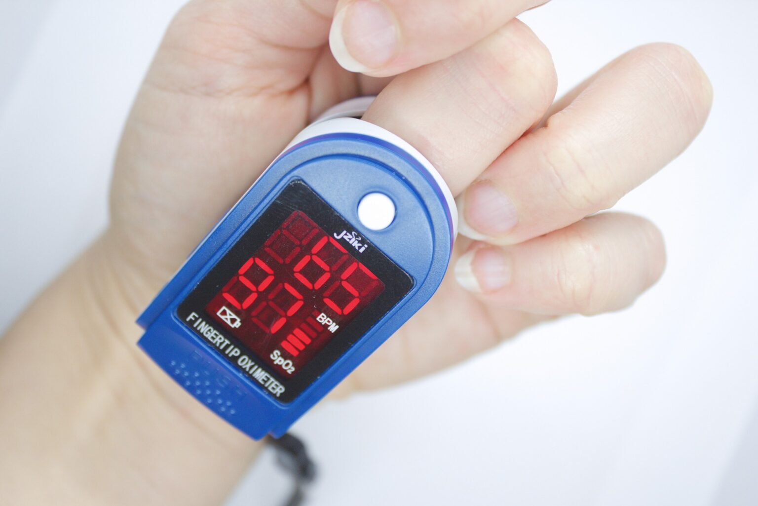 covid-19-and-the-surge-of-pulse-oximeters-idlogiq